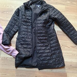 Patagonia Black Puffer Coat with Diamond Quilting